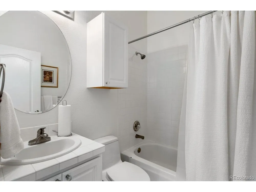 6653 Bright Water Trail Littleton, CO 80125