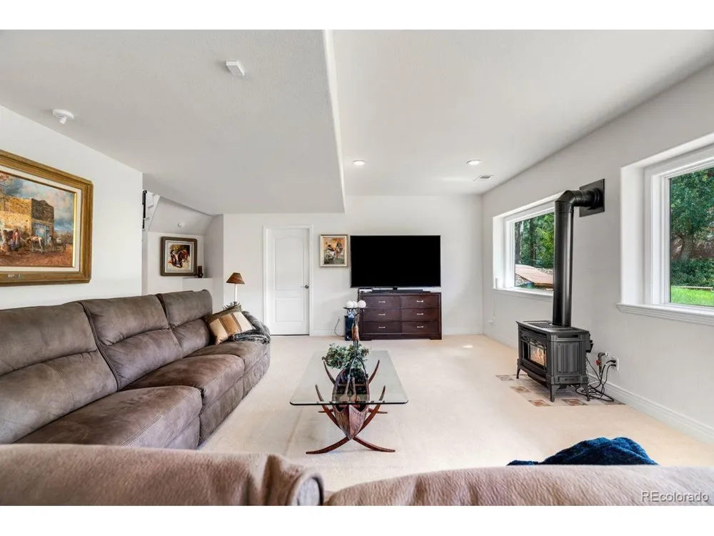 6653 Bright Water Trail Littleton, CO 80125
