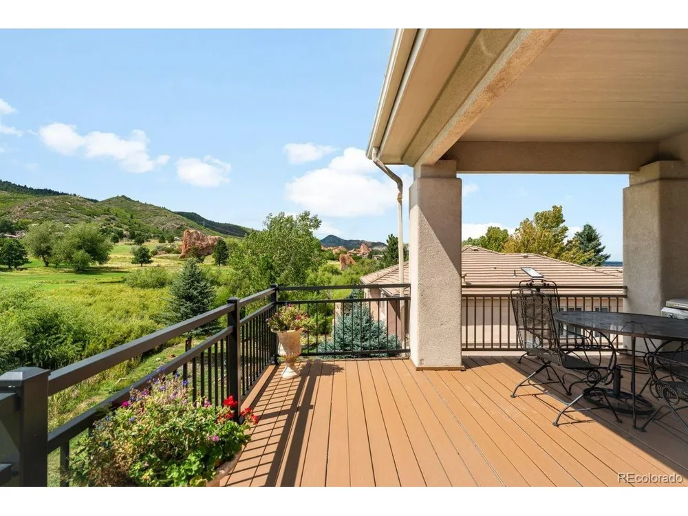 6653 Bright Water Trail Littleton, CO 80125