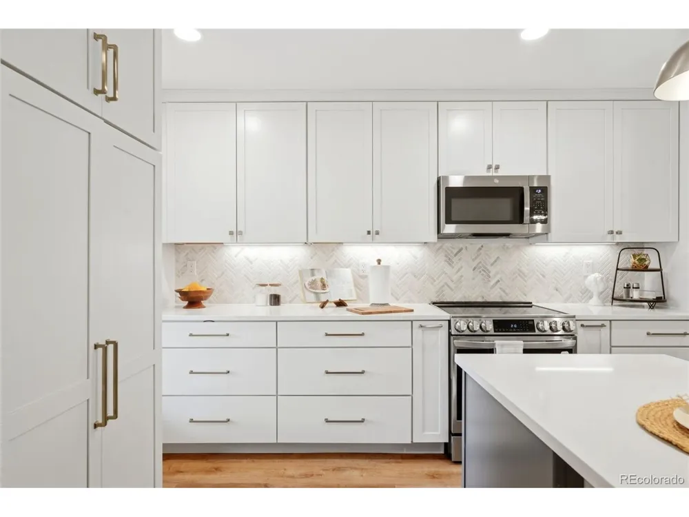 8512 Union Circle Arvada, CO 80005
