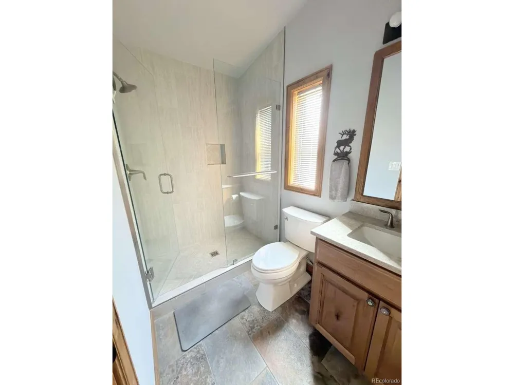 370 Price Lane Gypsum, CO 81637