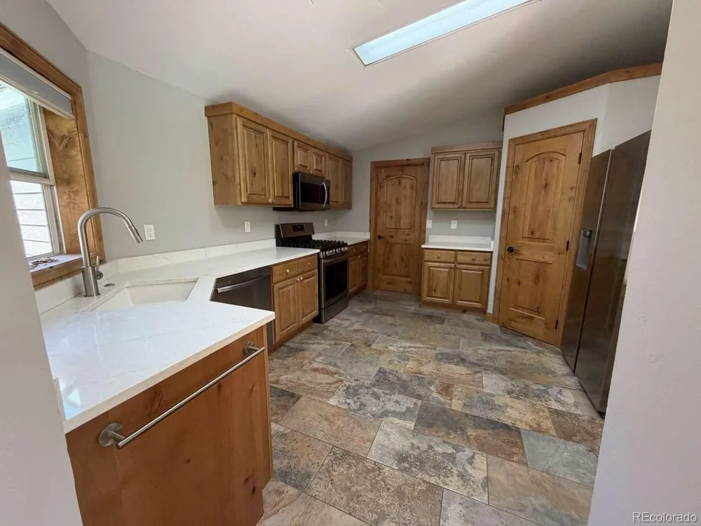 370 Price Lane Gypsum, CO 81637