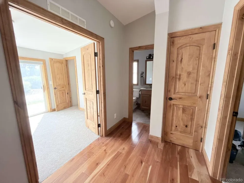 370 Price Lane Gypsum, CO 81637