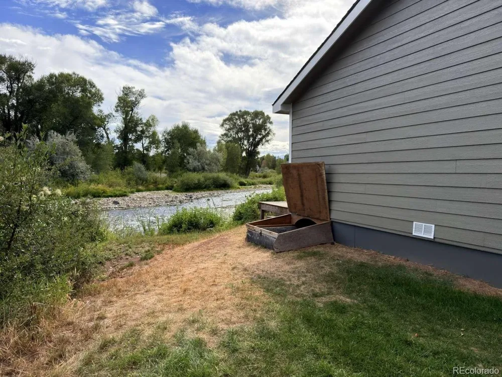 370 Price Lane Gypsum, CO 81637