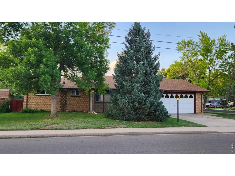 521 W 33rd Street Loveland, CO 80538