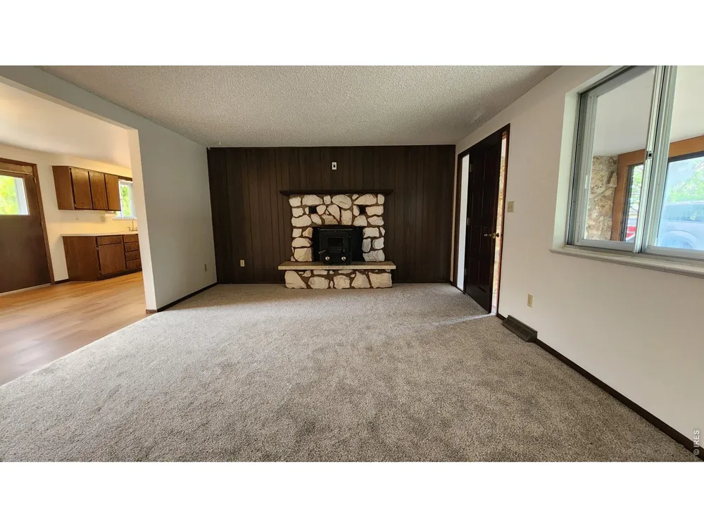 521 W 33rd Street Loveland, CO 80538