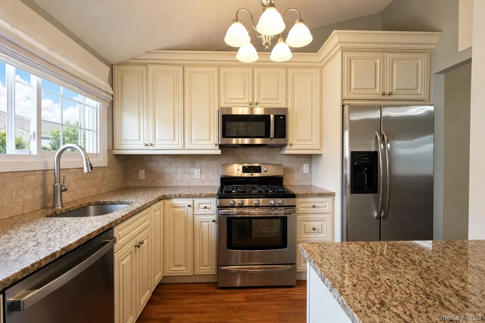 3211 Whispering Hills Chester, NY 10918
