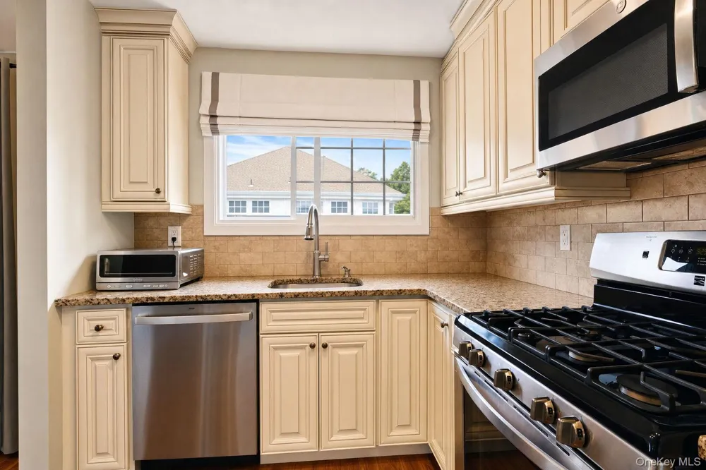 3211 Whispering Hills Chester, NY 10918