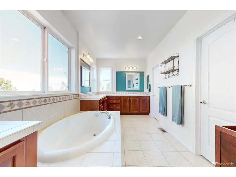 2644 Pemberly Avenue Highlands Ranch, CO 80126