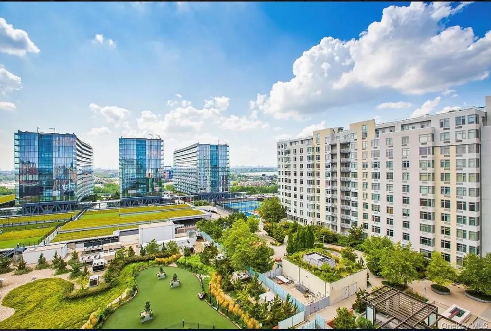 13103 40th Road #PH1W Flushing, NY 11354