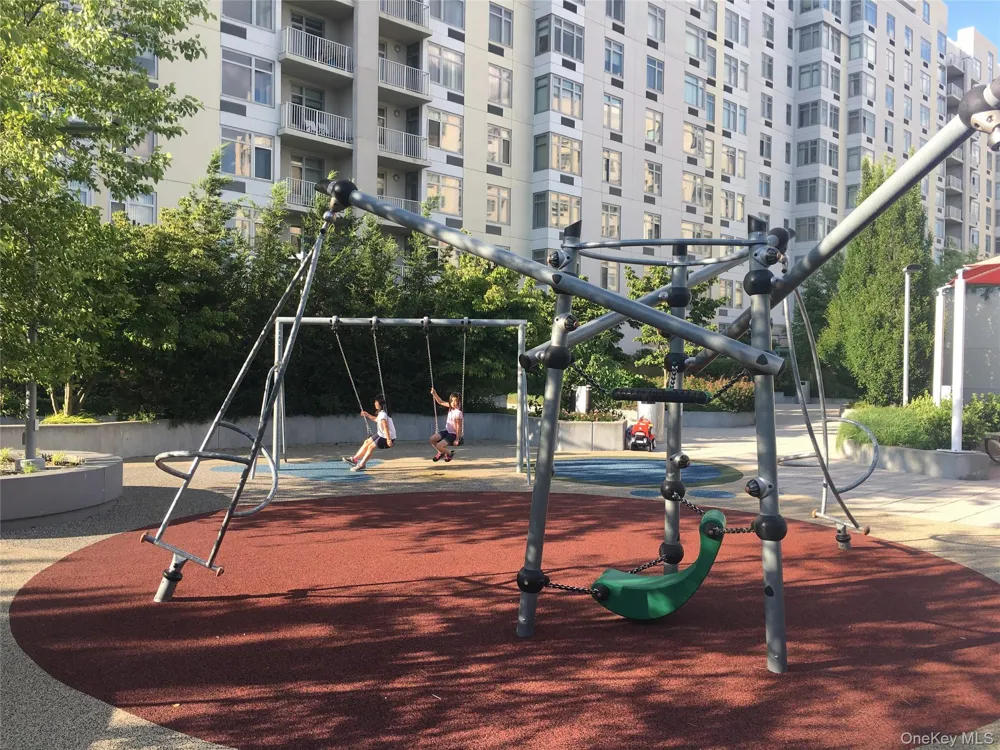 13103 40th Road #PH1W Flushing, NY 11354