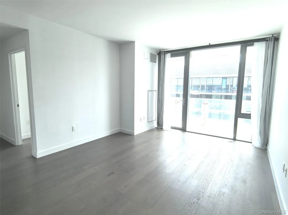 13103 40th Road #PH1W Flushing, NY 11354