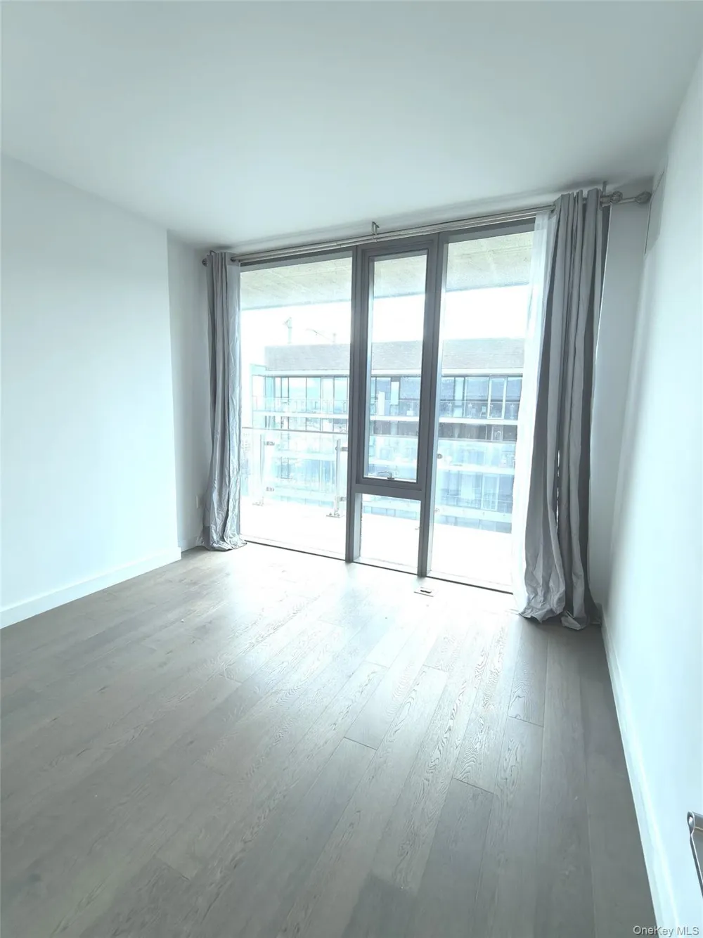 13103 40th Road #PH1W Flushing, NY 11354