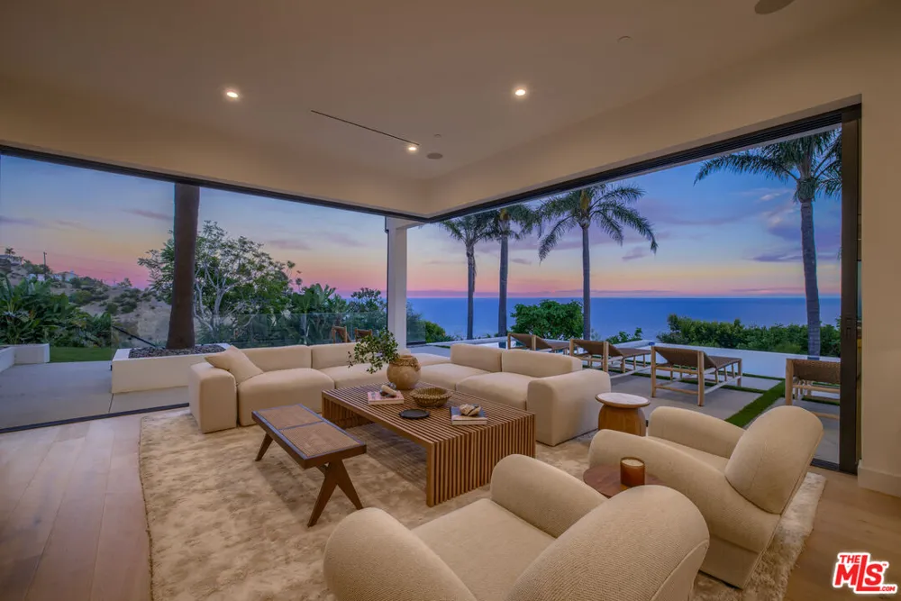 4732 Avenida Del Mar Malibu, CA 90265