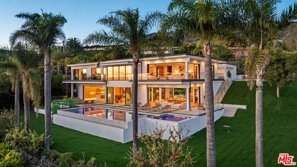 4732 Avenida Del Mar Malibu, CA 90265