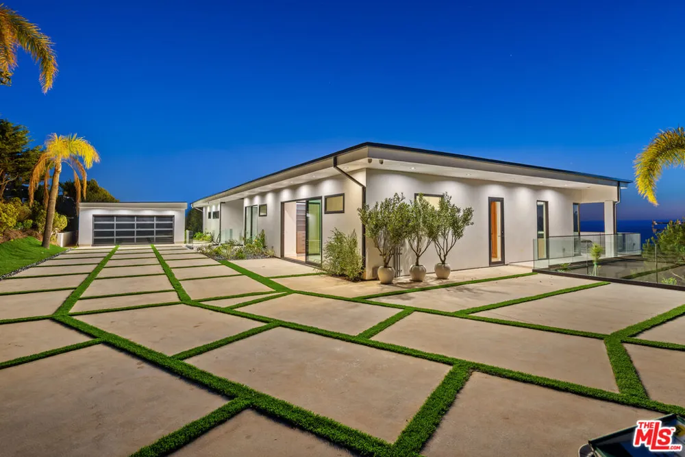 4732 Avenida Del Mar Malibu, CA 90265