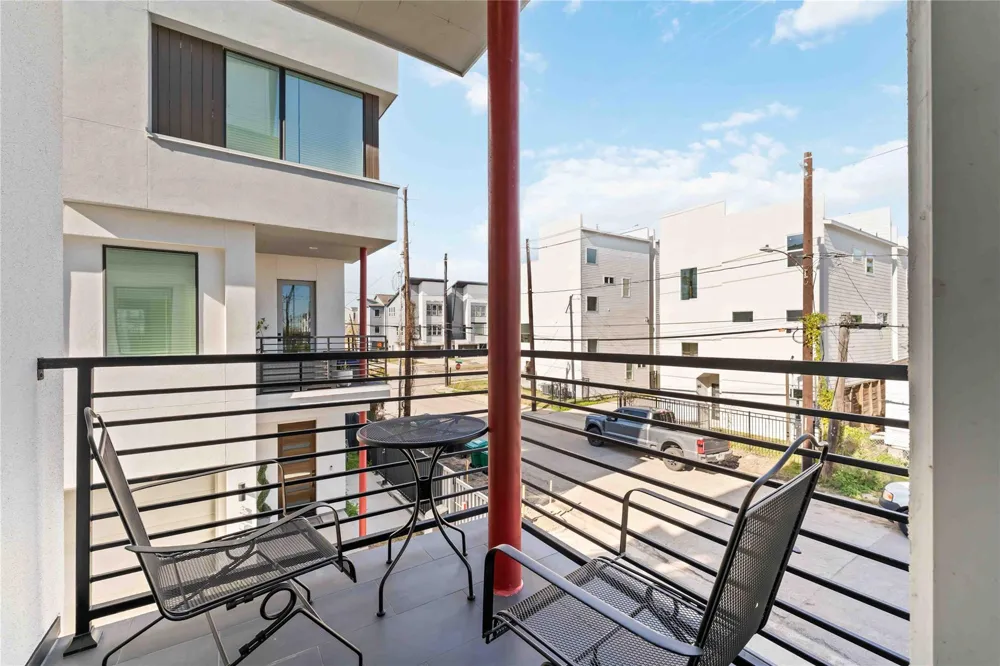 3410 Baer Street #C Houston, TX 77020