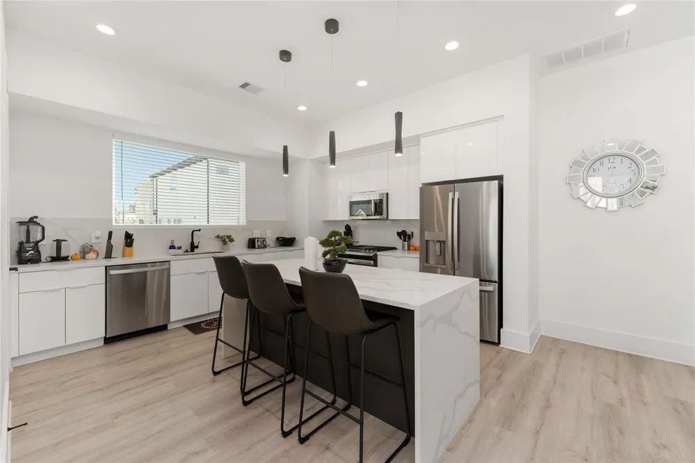 3410 Baer Street #C Houston, TX 77020