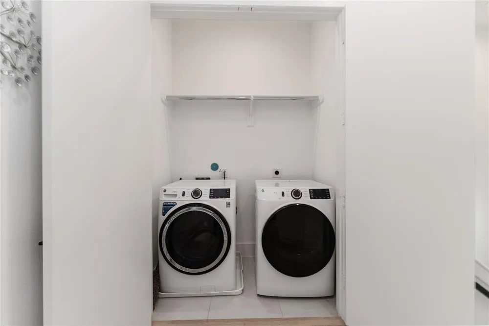 3410 Baer Street #C Houston, TX 77020