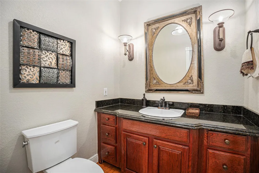 33 Maple Lane Galveston, TX 77551