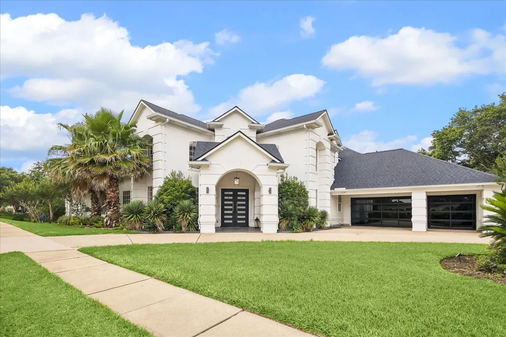 2734 Peninsulas Drive Missouri City, TX 77459