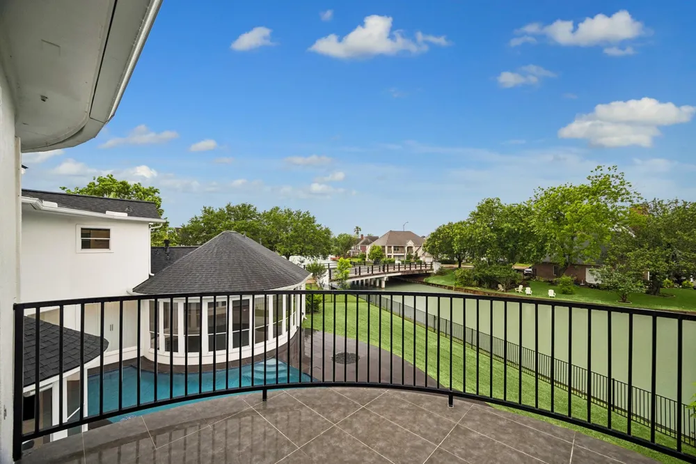2734 Peninsulas Drive Missouri City, TX 77459
