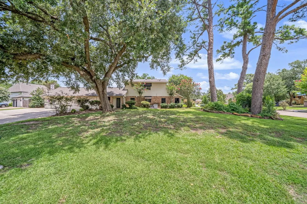 3162 Bonney Briar Drive Missouri City, TX 77459