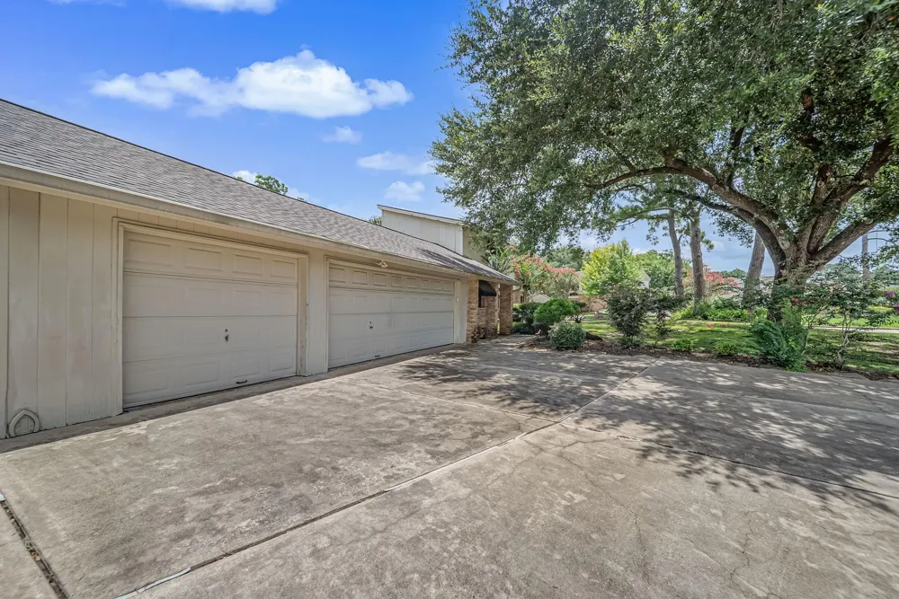 3162 Bonney Briar Drive Missouri City, TX 77459