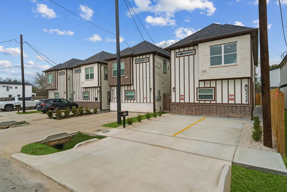 3539 Mt Pleasant Street #B Houston, TX 77021