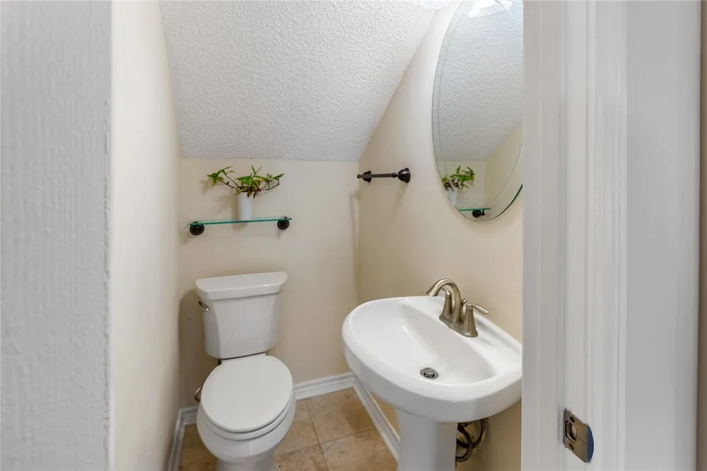 12202 Advance Drive Houston, TX 77065