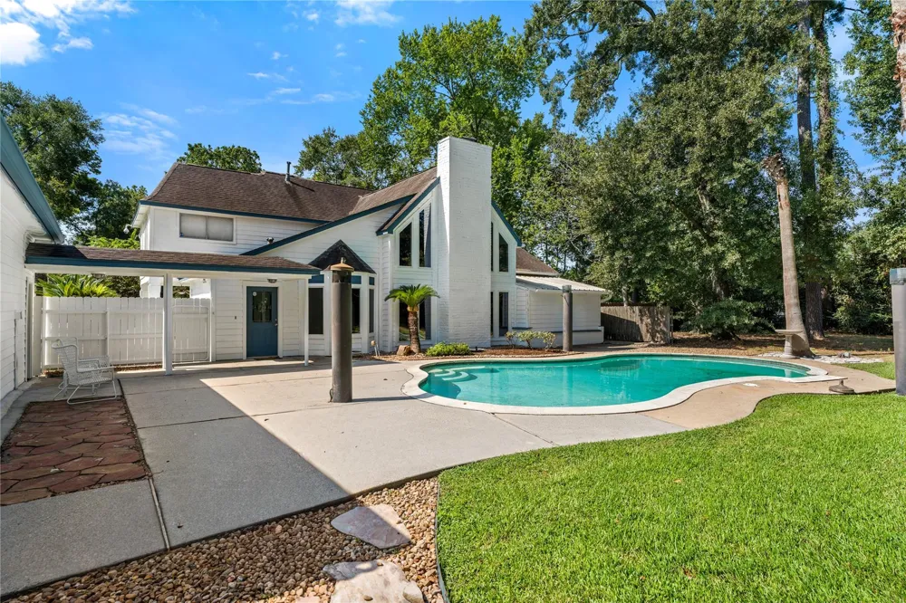 12202 Advance Drive Houston, TX 77065