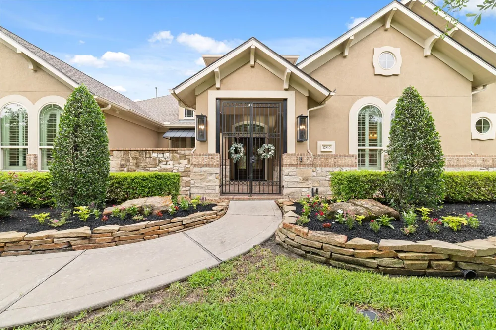 17810 Fairhaven Gateway Drive Cypress, TX 77433
