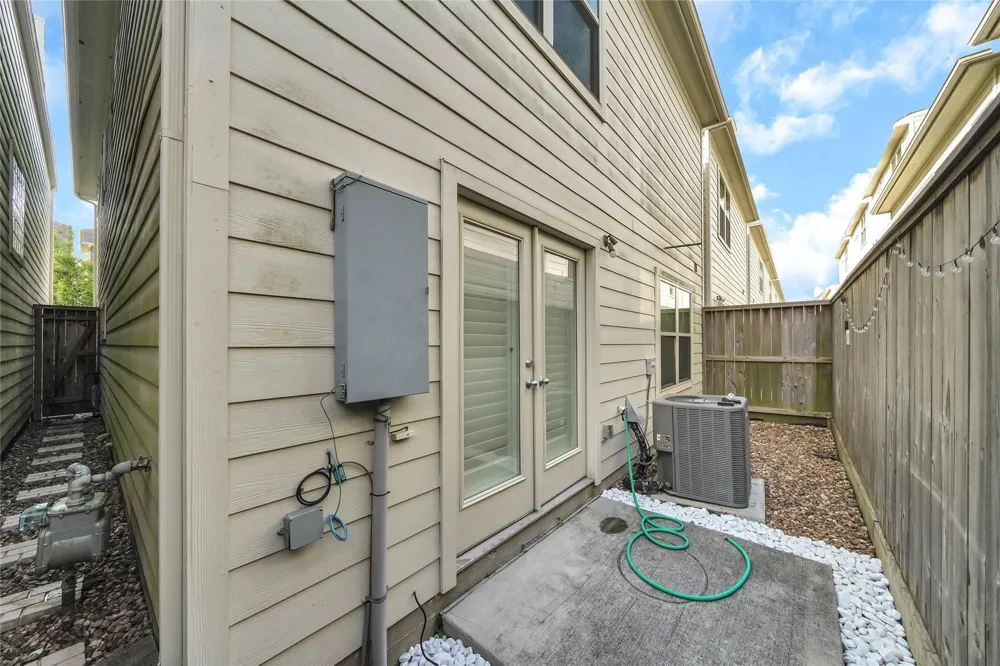 3633 Main Plaza Drive Houston, TX 77025