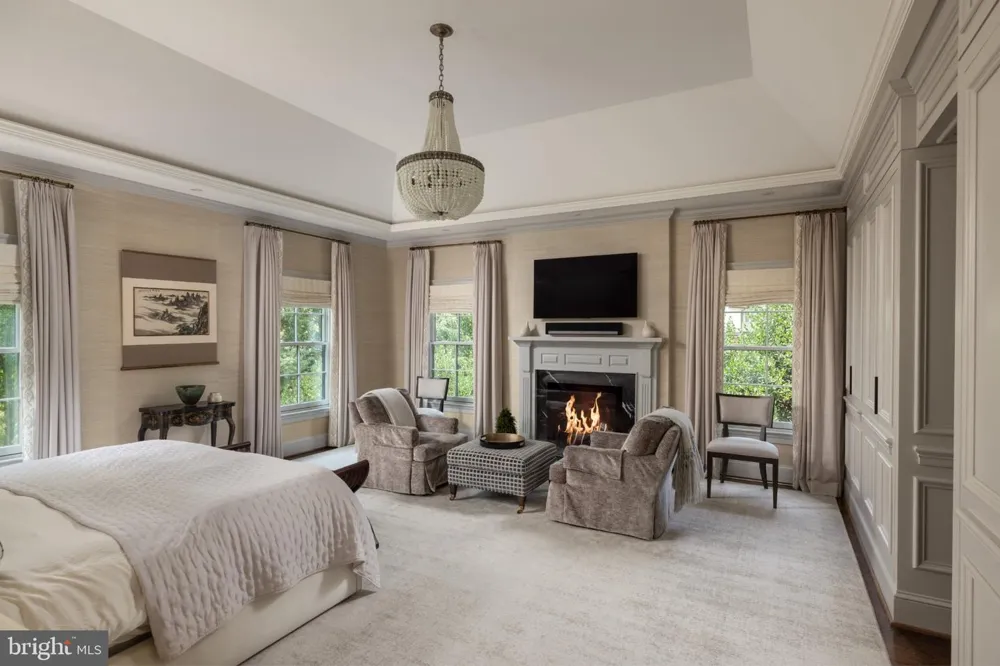 4841 KEMBLE PLACE NW Washington, DC 20007