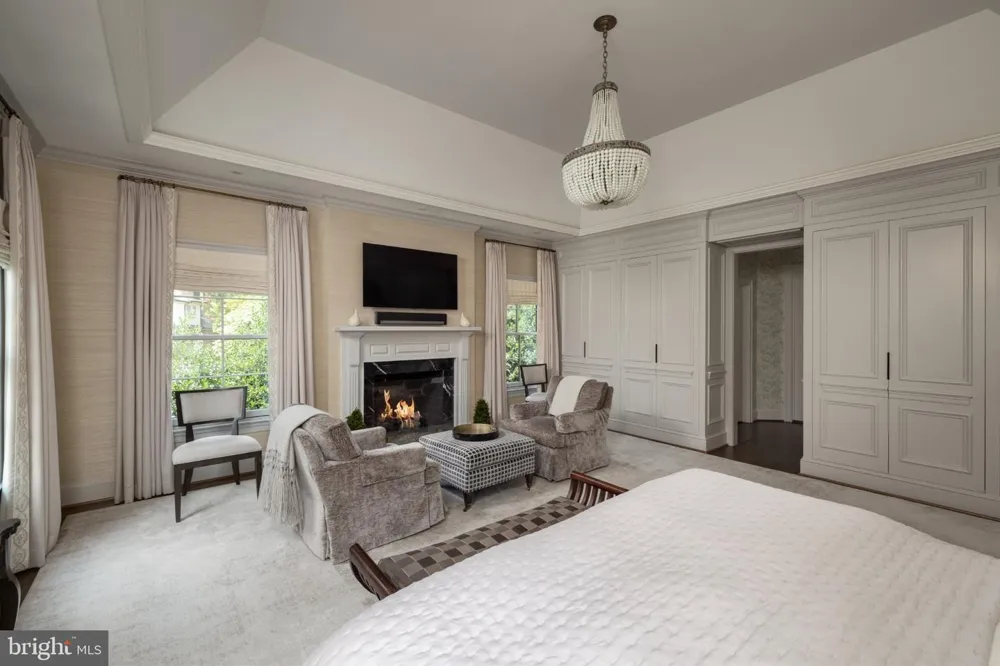 4841 KEMBLE PLACE NW Washington, DC 20007