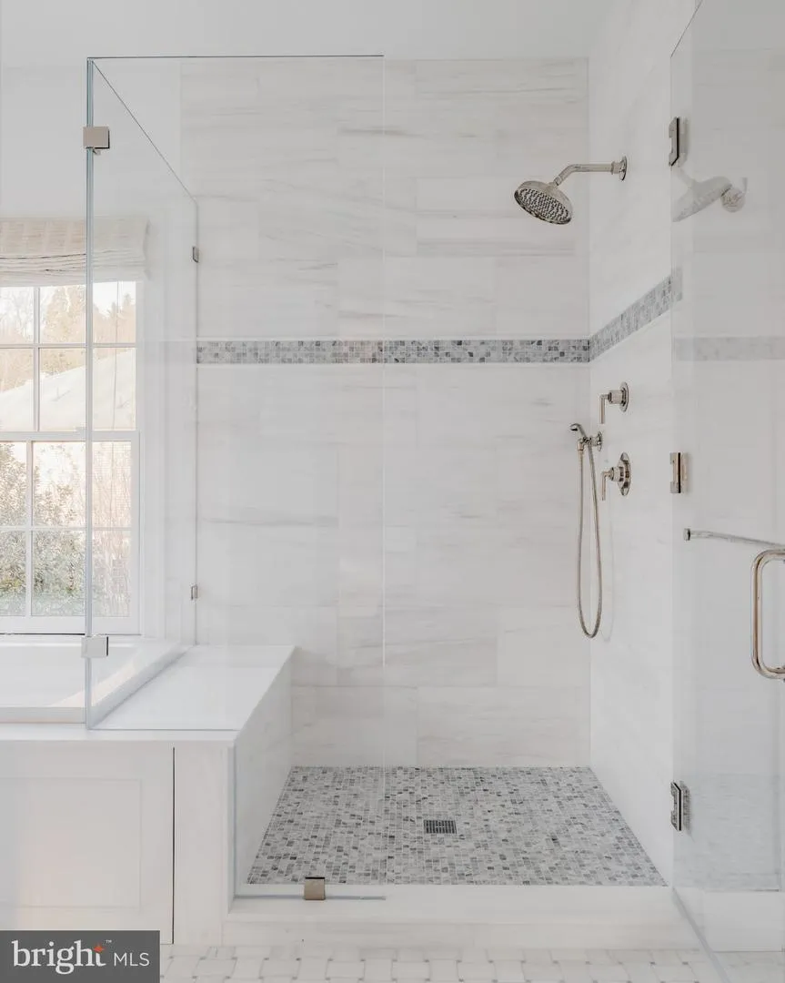 4841 KEMBLE PLACE NW Washington, DC 20007