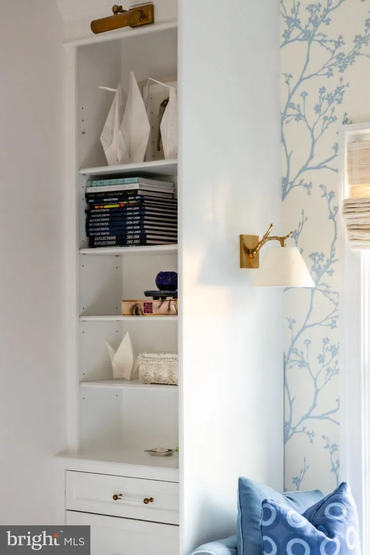4841 KEMBLE PLACE NW Washington, DC 20007