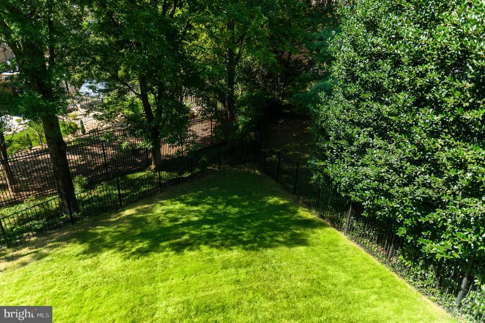 4841 KEMBLE PLACE NW Washington, DC 20007