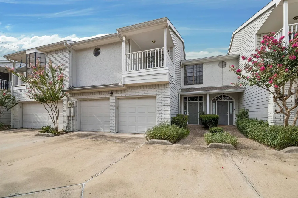1911 Bering Drive #3 Houston, TX 77057
