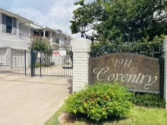 1911 Bering Drive #3 Houston, TX 77057