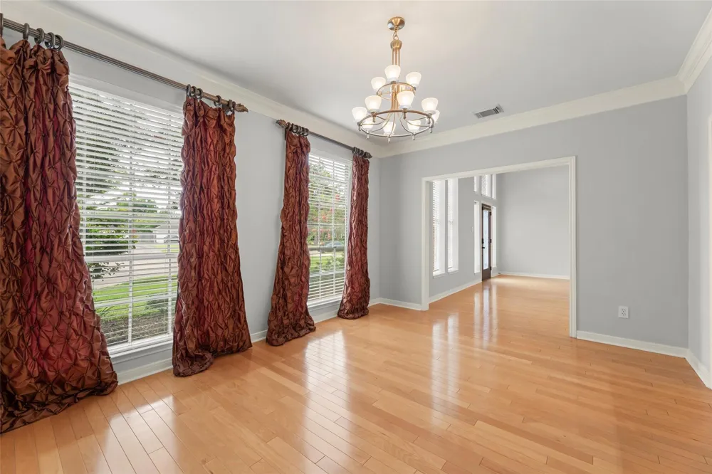 14 Sterling Court Sugar Land, TX 77479