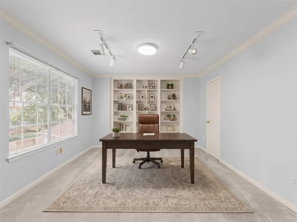 14 Sterling Court Sugar Land, TX 77479