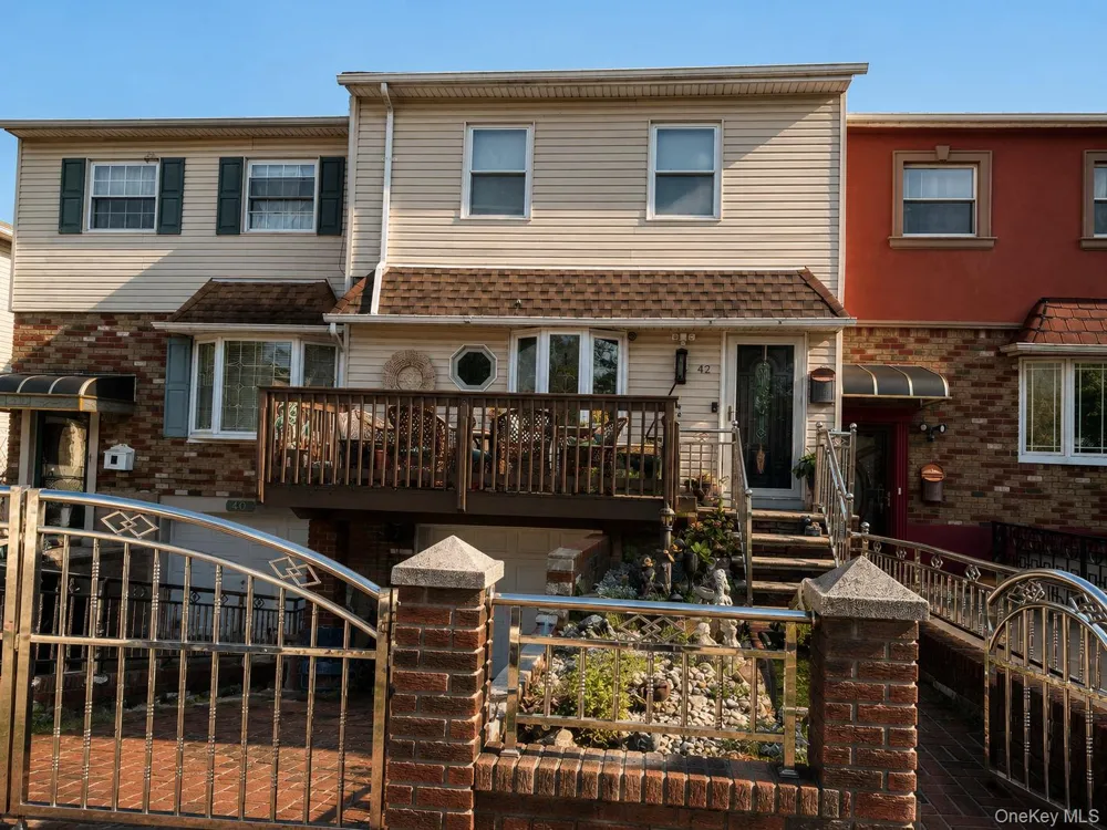 42 Birch Road Staten Island, NY 10303