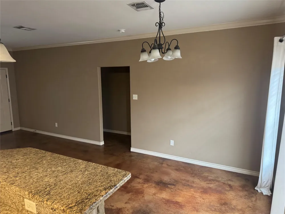 410 Deacon Drive W College Station, TX 77845
