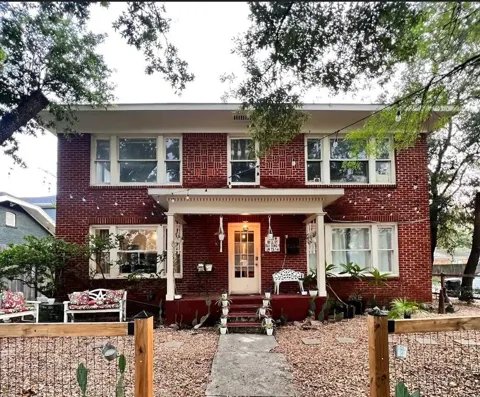 1302 W Bell Street #2