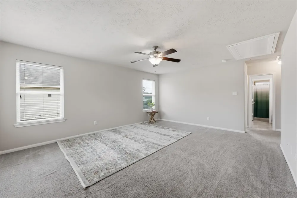 11747 Red Hummingbird Drive Houston, TX 77047