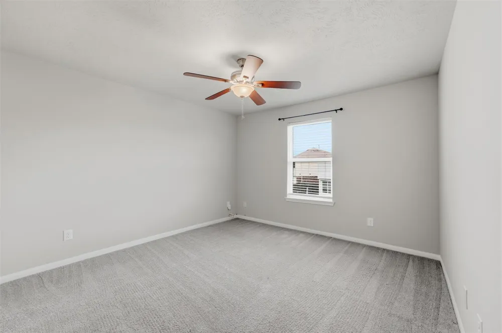 11747 Red Hummingbird Drive Houston, TX 77047