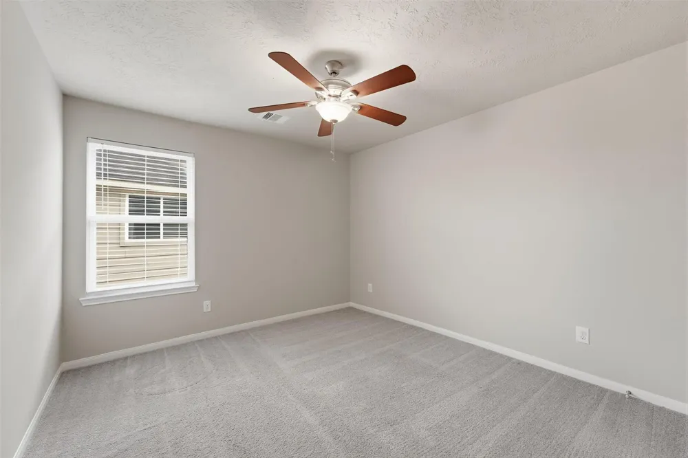 11747 Red Hummingbird Drive Houston, TX 77047