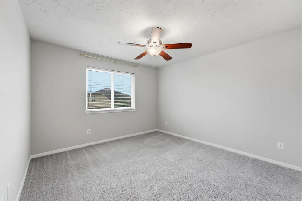 11747 Red Hummingbird Drive Houston, TX 77047