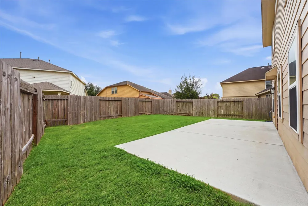 11747 Red Hummingbird Drive Houston, TX 77047